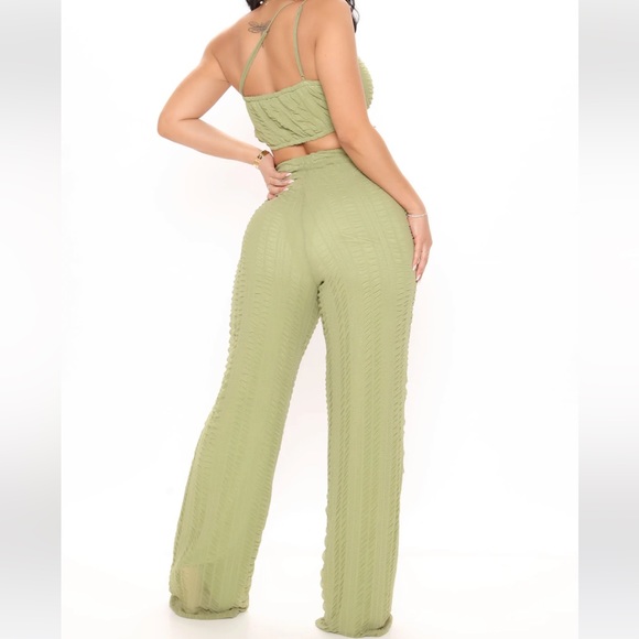Green summer 2 piece pant set ♾ - Picture 2 of 3